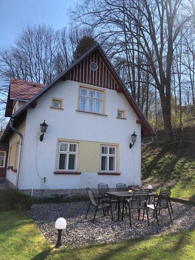 Adelle Cottage In Krkonose National Park Rudník エクステリア 写真